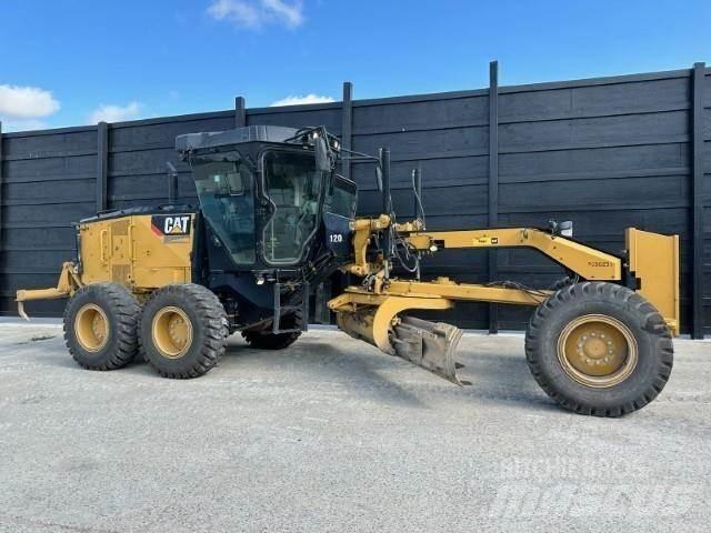 CAT 120 Motoniveladoras