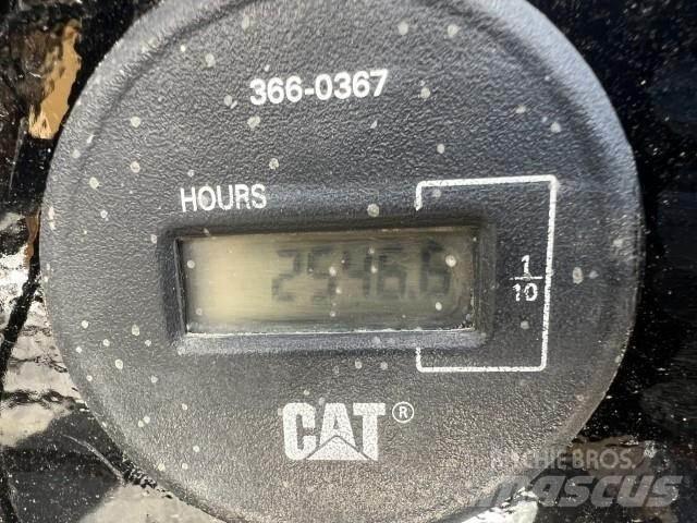 CAT 303.5E2 CR Miniescavadeiras