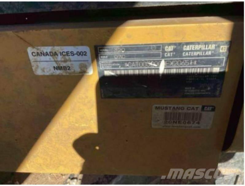 CAT 320 Escavadeiras de esteiras