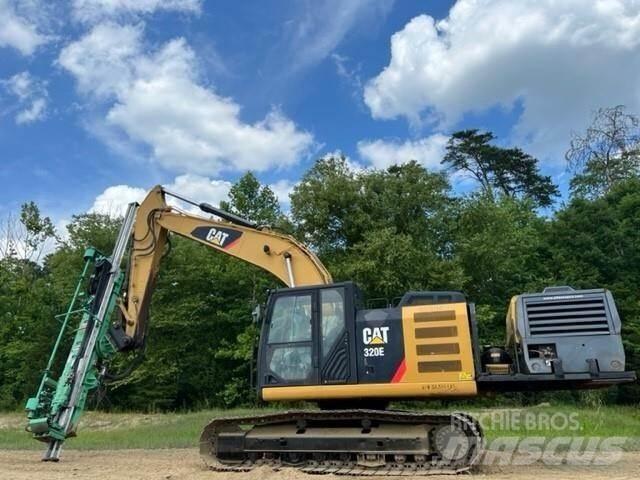CAT 320EL Perfuradoras de superfície