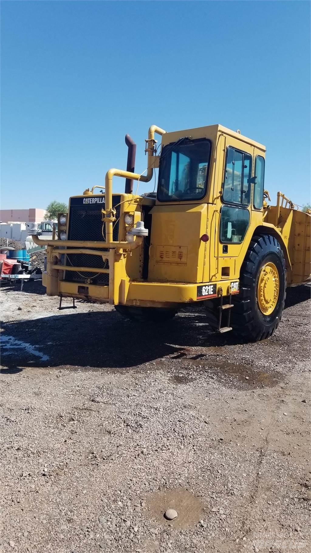 CAT 621E Reboques cisterna