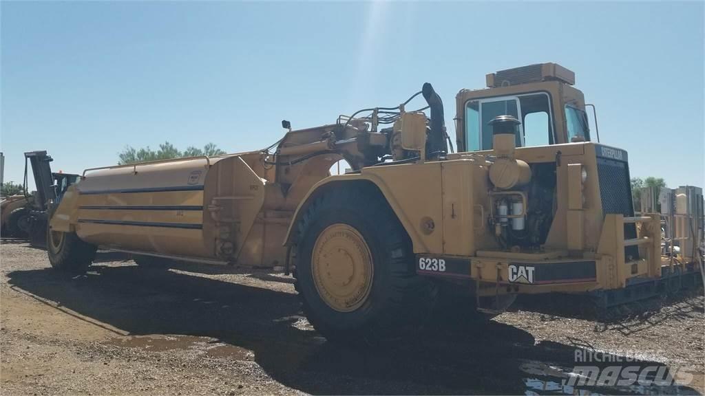 CAT 623B Reboques cisterna