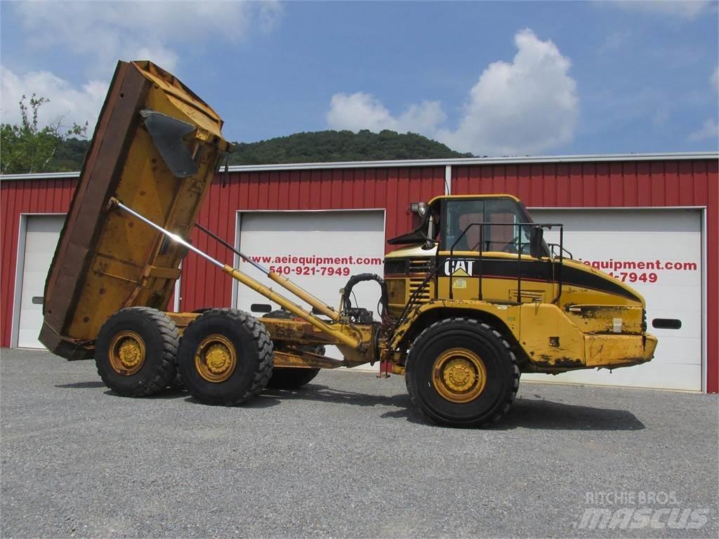 CAT 725 Caminhões articulados