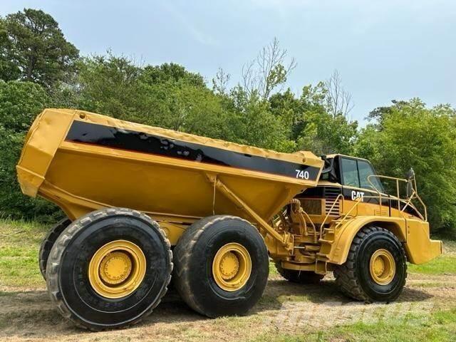 CAT 740 Caminhões articulados