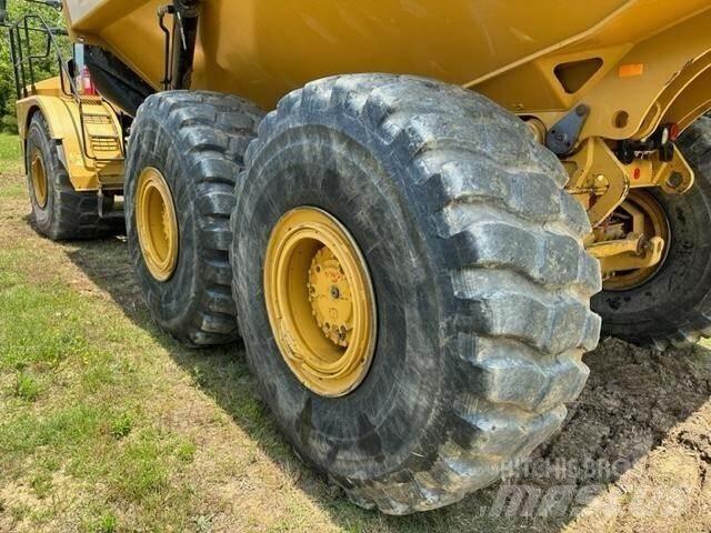CAT 745 Caminhões articulados