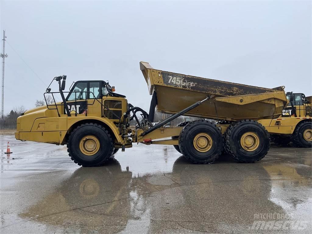 CAT 745C Caminhões articulados