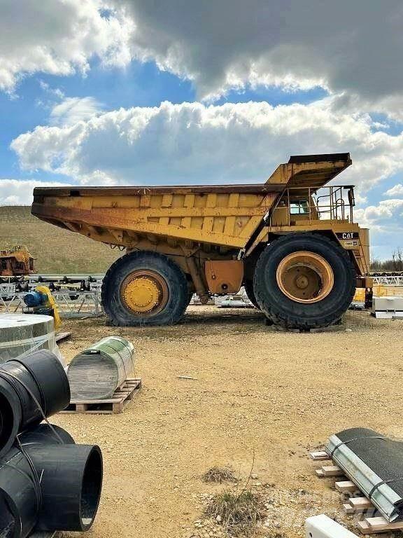 CAT 777B Caminhões articulados