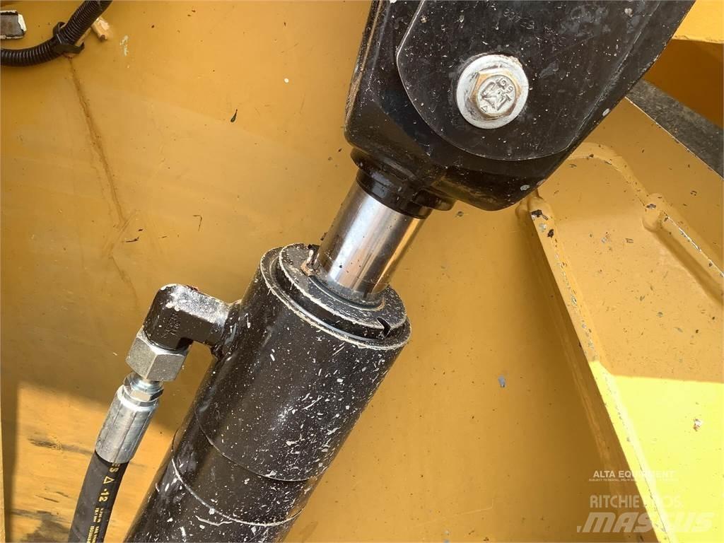 CAT 926M Carregadeiras de rodas