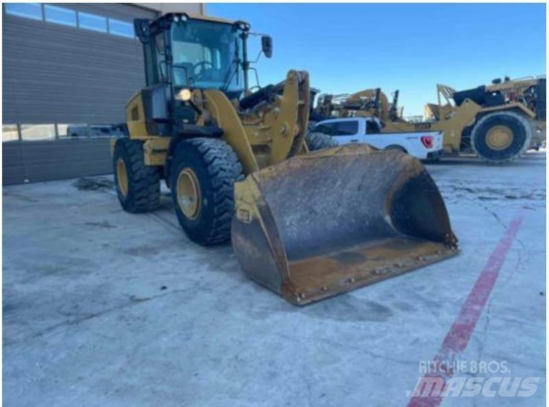 CAT 930M Carregadeiras de rodas
