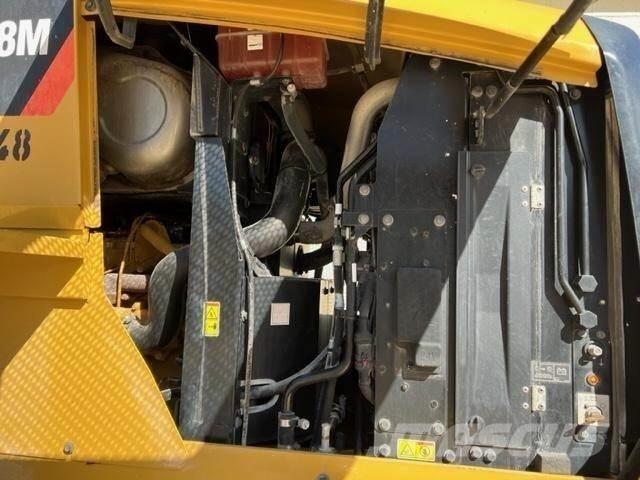 CAT 938M Carregadeiras de rodas