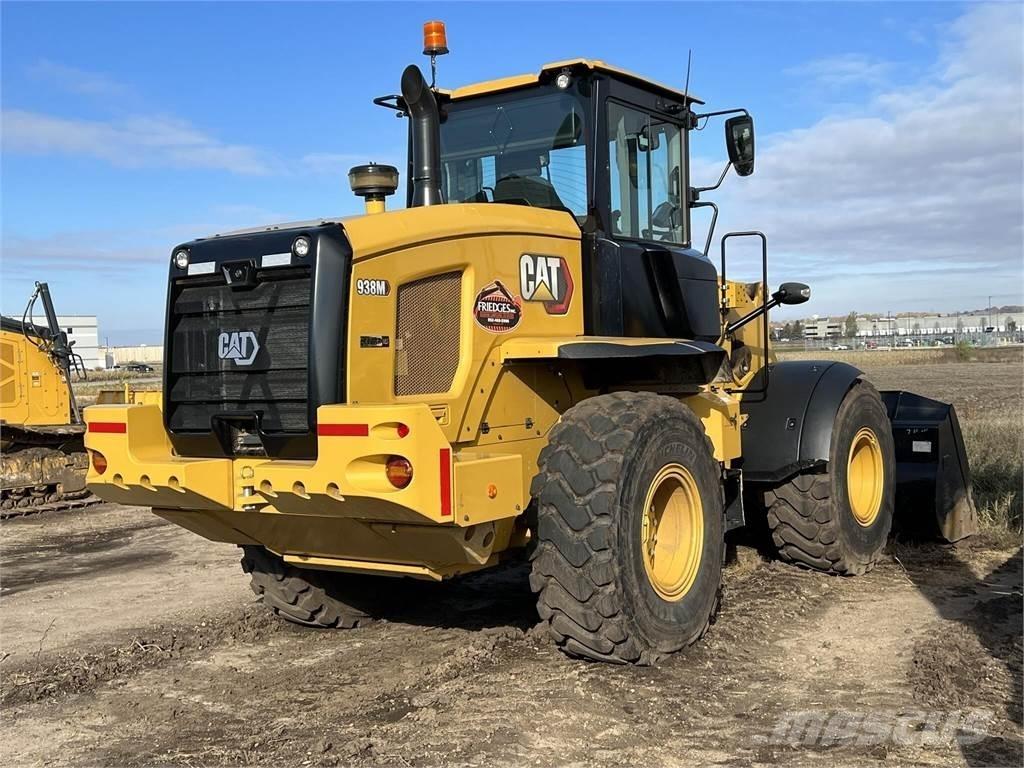 CAT 938M Carregadeiras de rodas