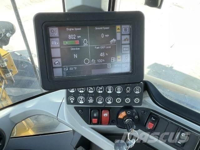 CAT 938M Carregadeiras de rodas
