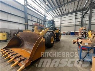 CAT 972M Carregadeiras de rodas