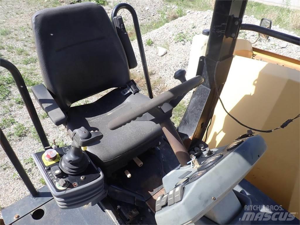 CAT CB64 Cilindros Compactadores tandem