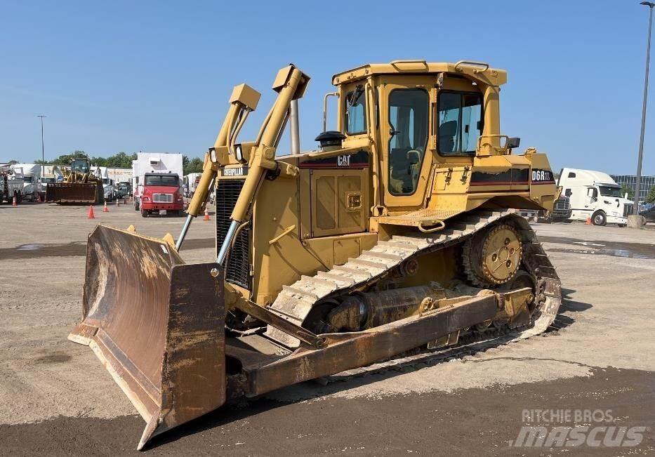 CAT D6R Dozers - Tratores rastos
