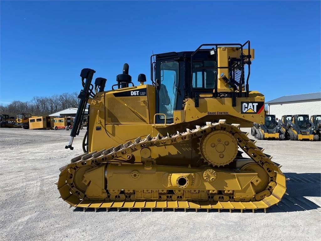 CAT D6T LGP Dozers - Tratores rastos