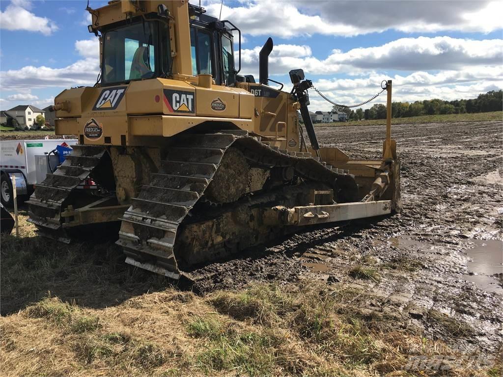 CAT D6T LGP Dozers - Tratores rastos