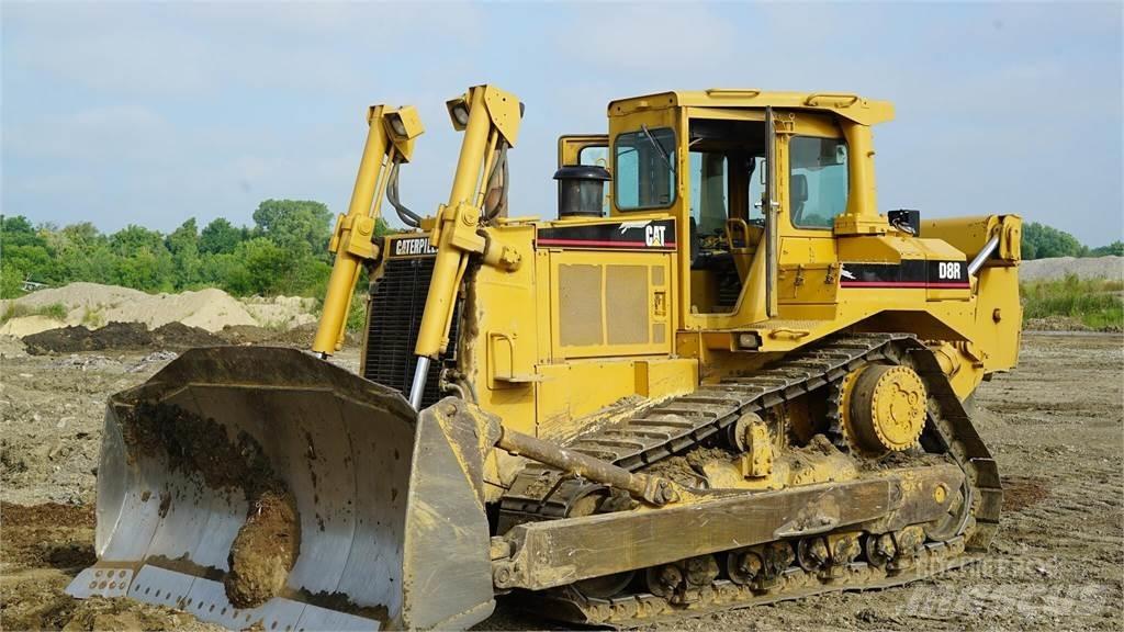 CAT D8R Dozers - Tratores rastos