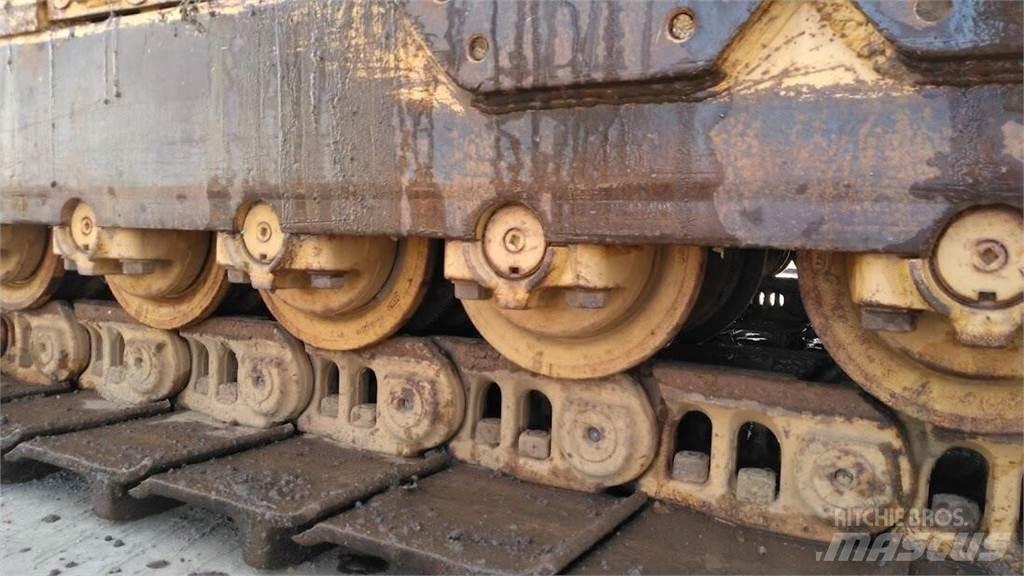 CAT D9H Dozers - Tratores rastos