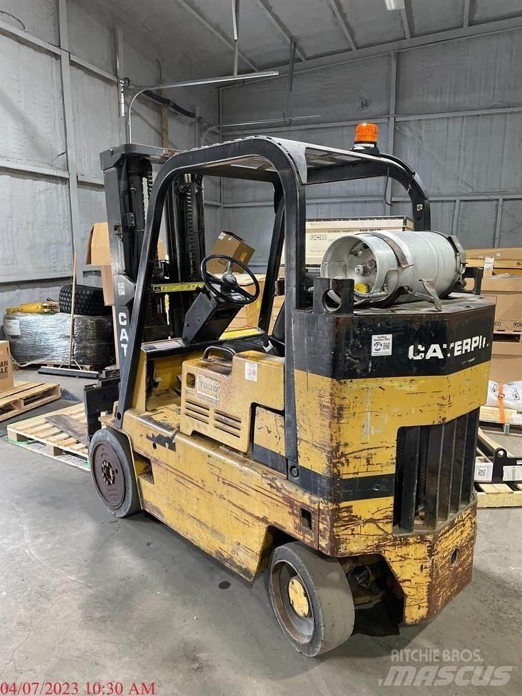 CAT T80D Empilhadores - Outros