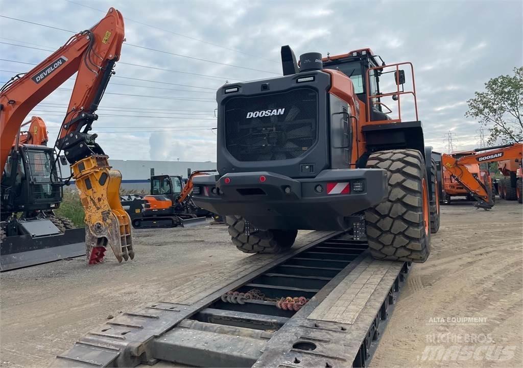Develon DL580-7 Carregadeiras de rodas
