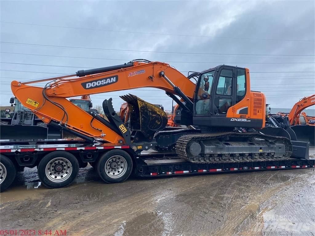 Develon DX235 LCR-5 Escavadeiras de esteiras