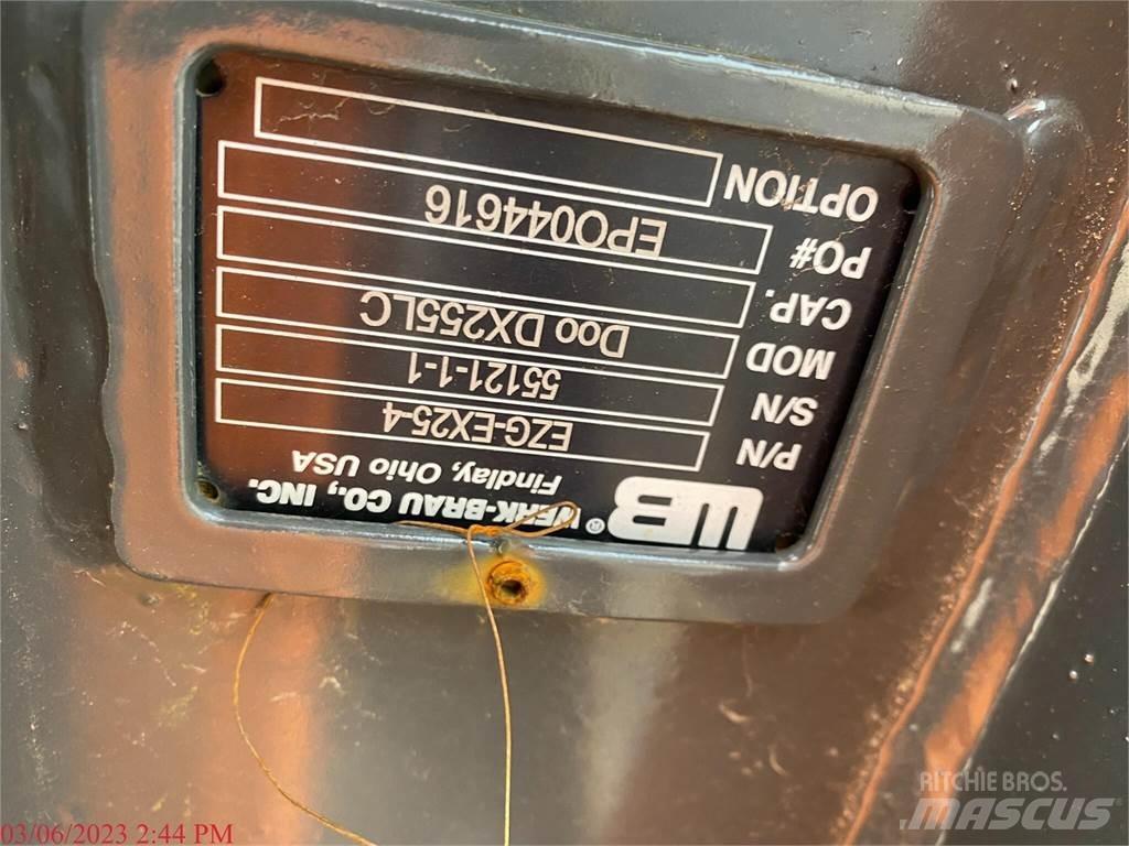 Develon DX255 LC-7 Escavadeiras de esteiras