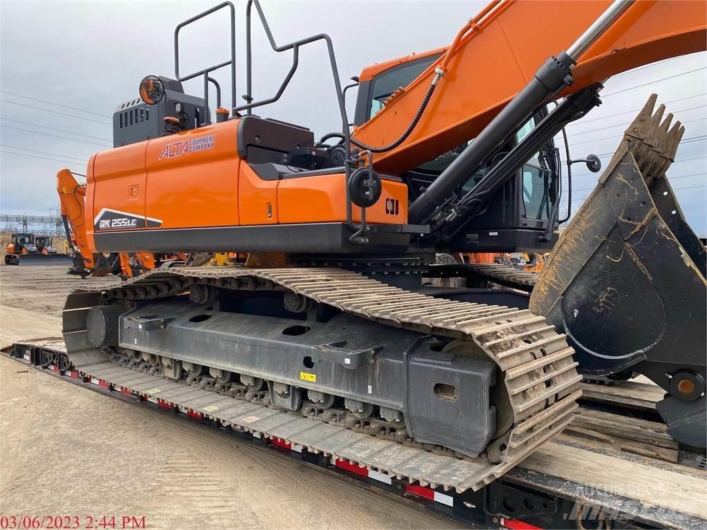 Develon DX255 LC-7 Escavadeiras de esteiras