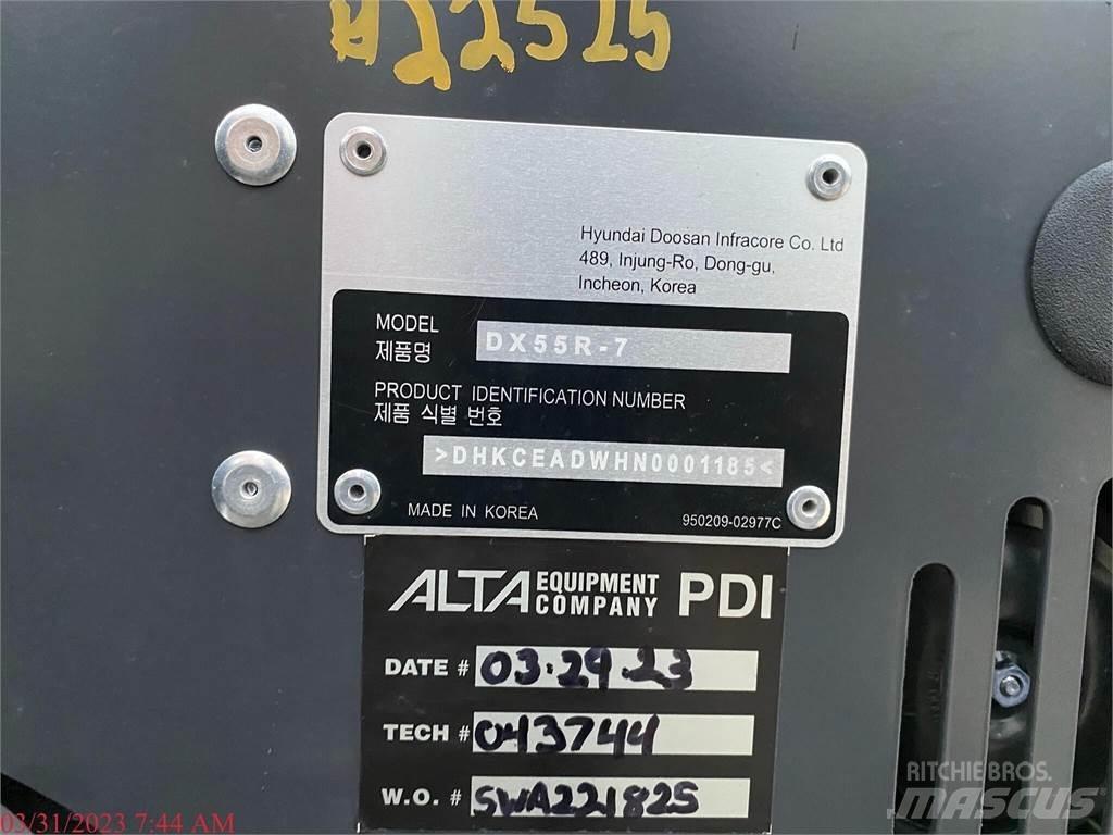 Develon DX55R-7 Miniescavadeiras