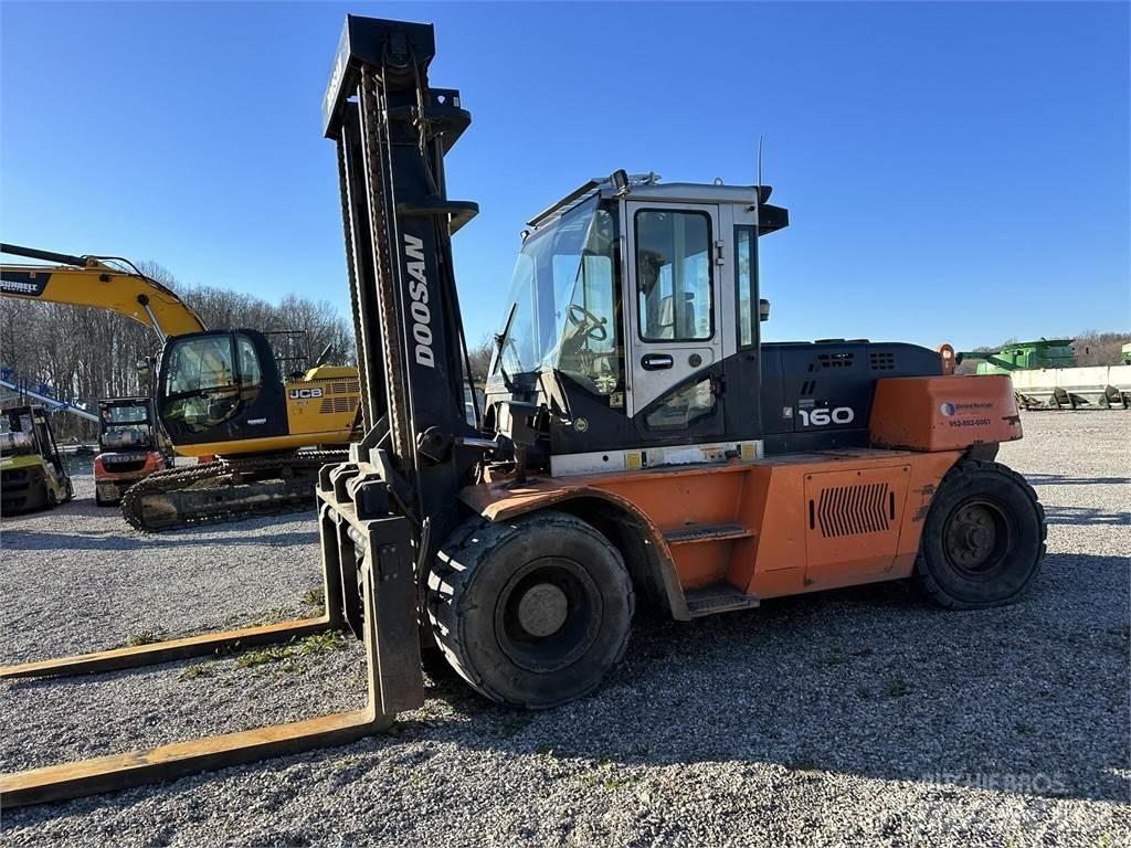 Doosan D160S-7 Empilhadores - Outros