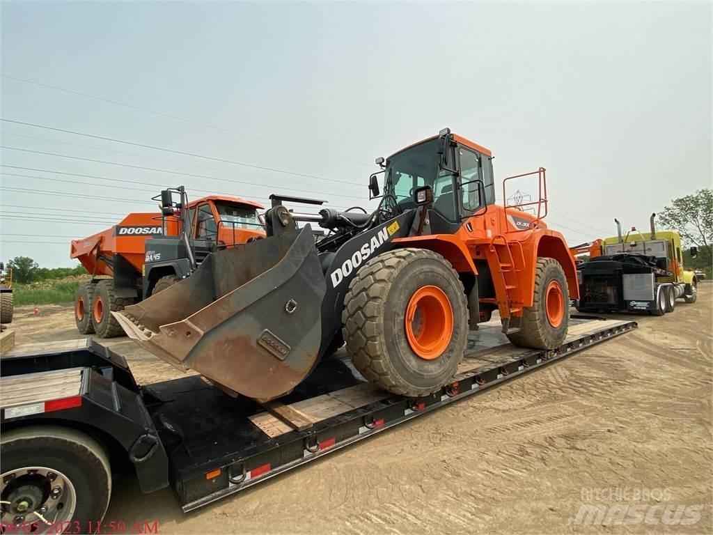 Doosan DL300-5 Carregadeiras de rodas