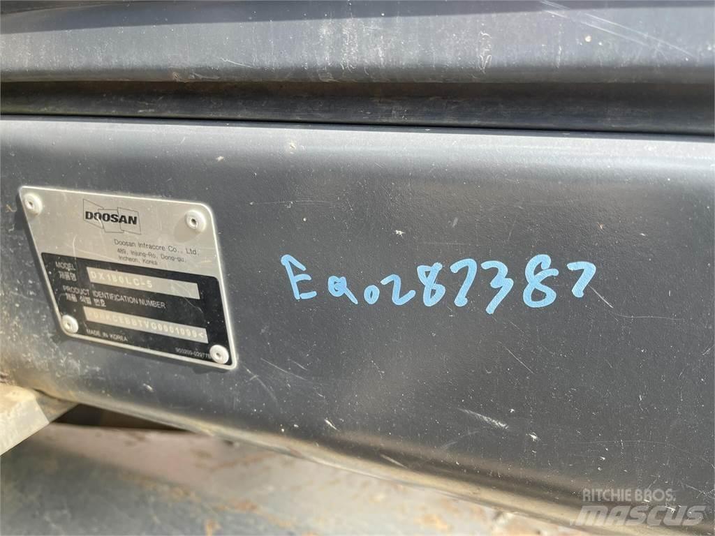 Doosan DX180 LC-5 Escavadeiras de esteiras