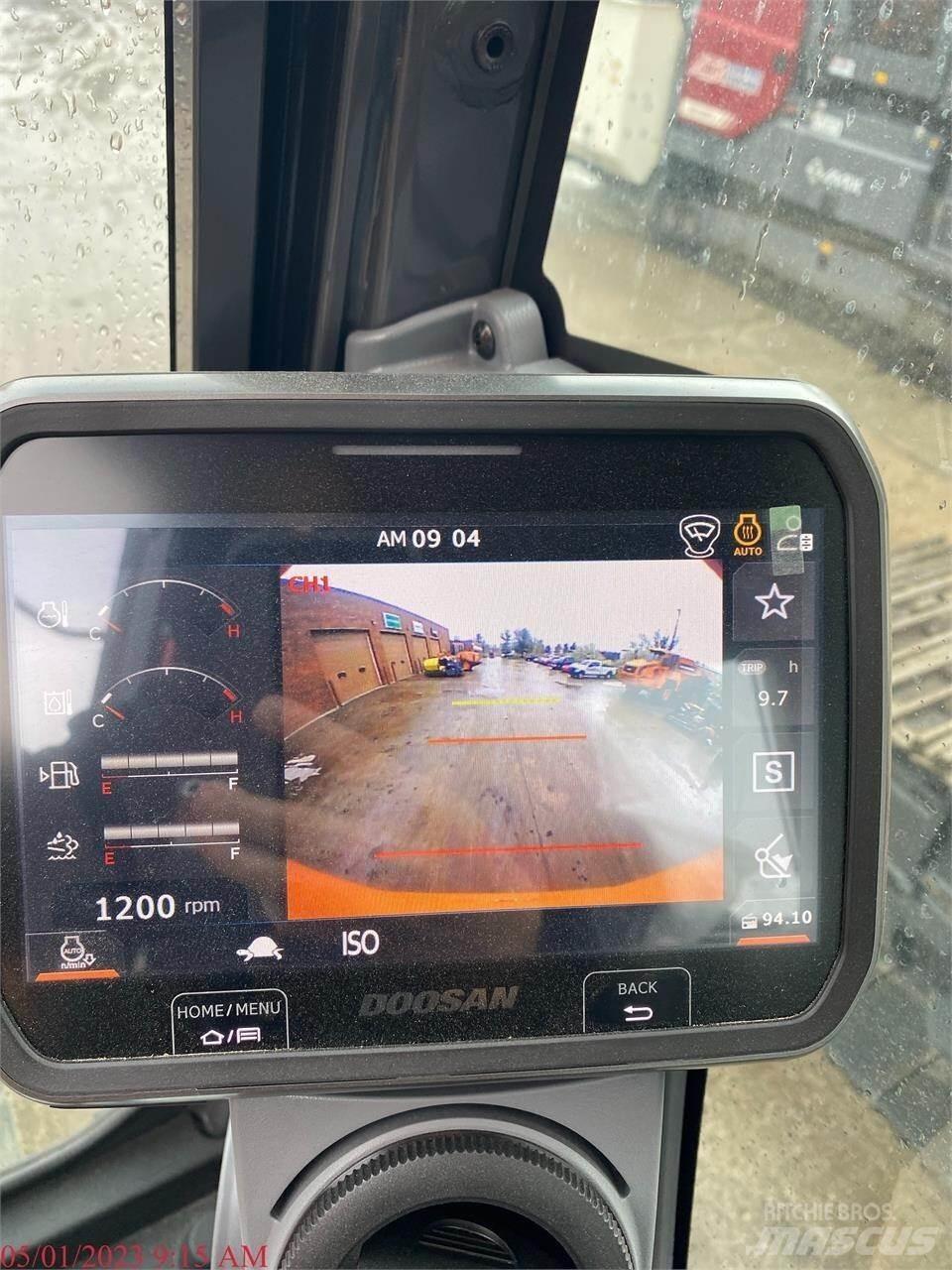Doosan DX300 LC Escavadeiras de esteiras