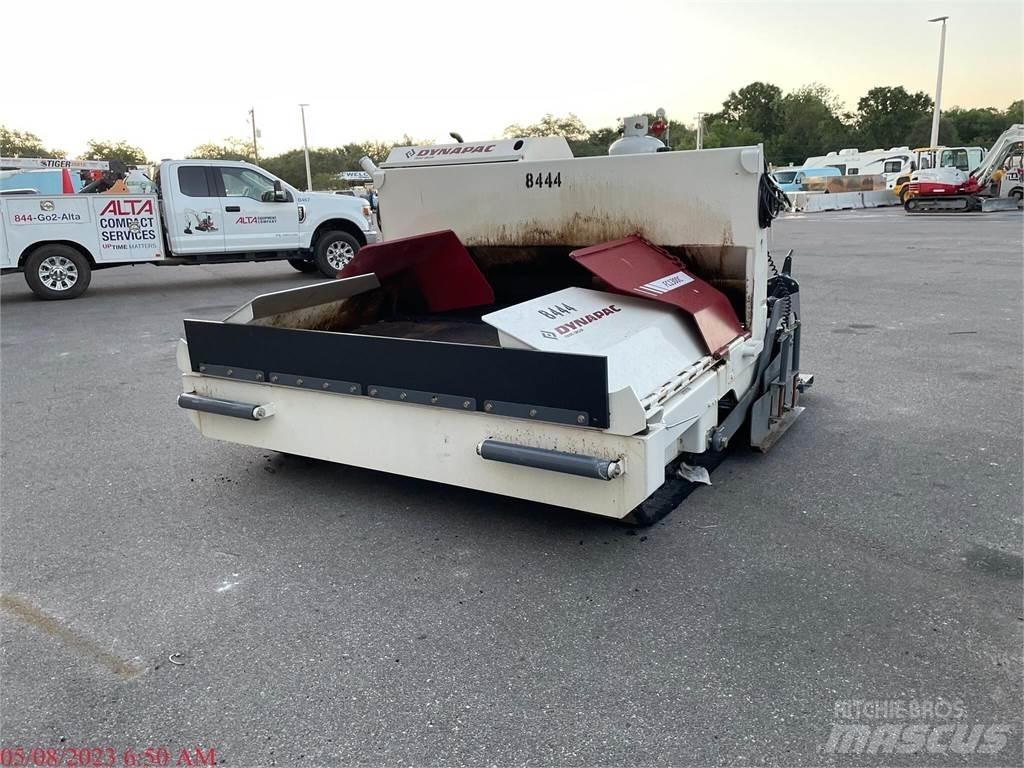 Dynapac FC1300C II Espalhadoras de asfalto