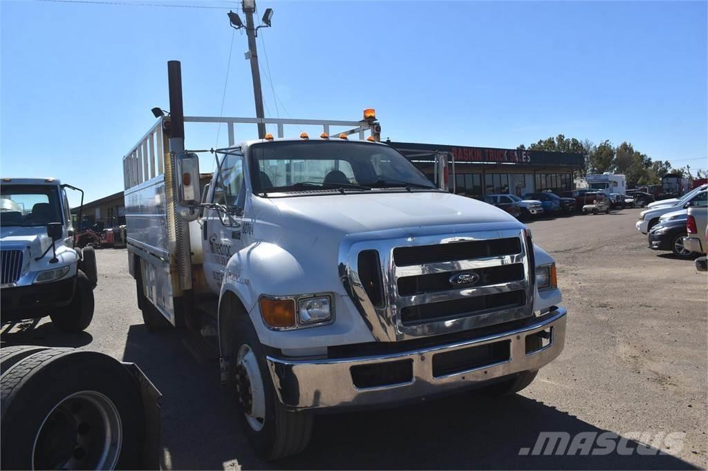 Ford F750 Camiões Municipais / Uso Geral