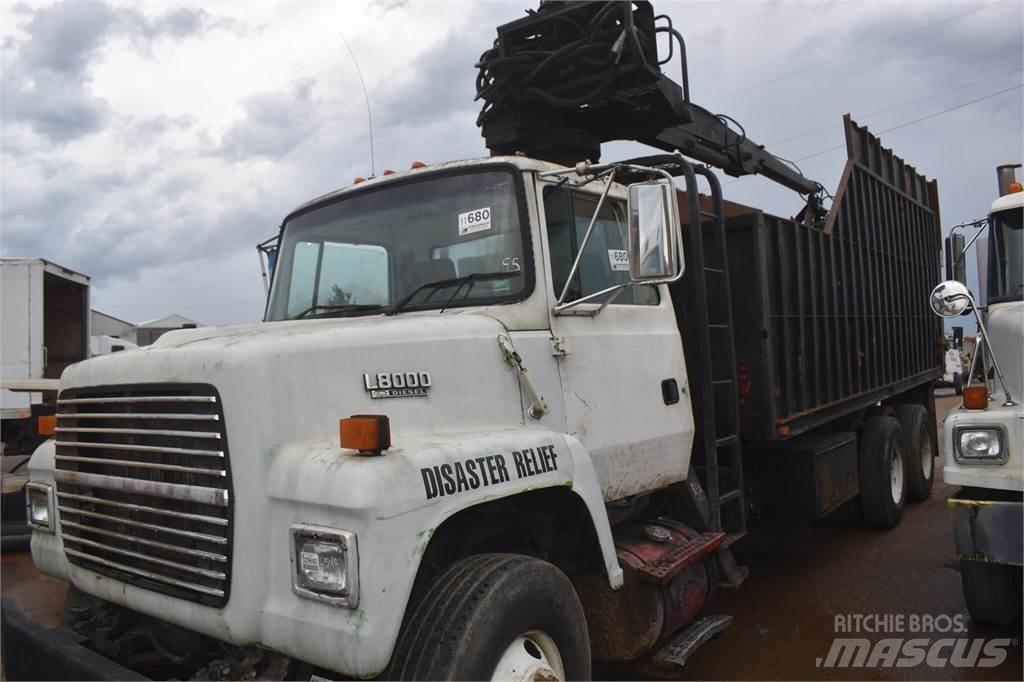 Ford L8000 Camiões grua