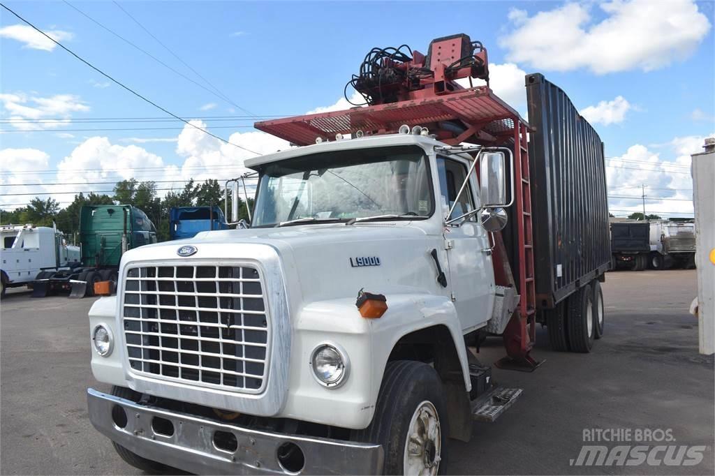 Ford L9000 Camiões grua