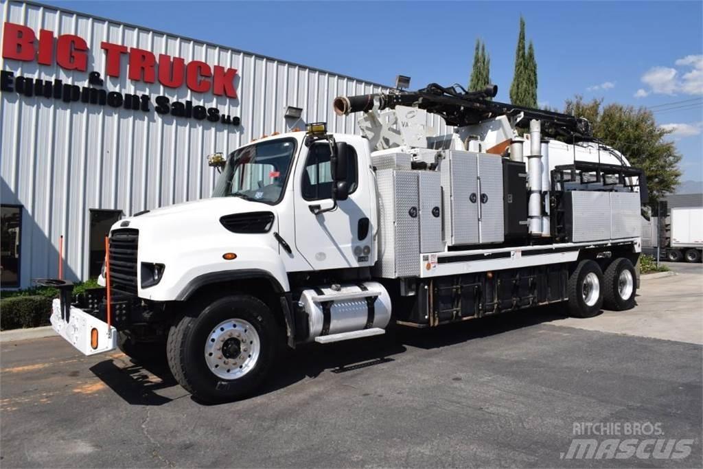 Freightliner 114SD Camiões-cisterna