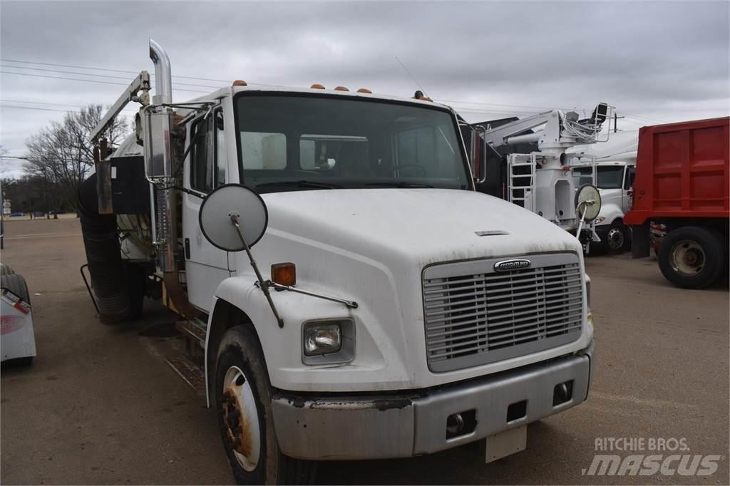Freightliner FL70 Camiões-cisterna