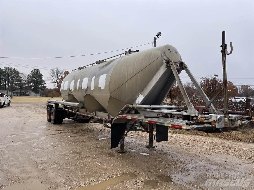 Fruehauf  Reboques cisterna