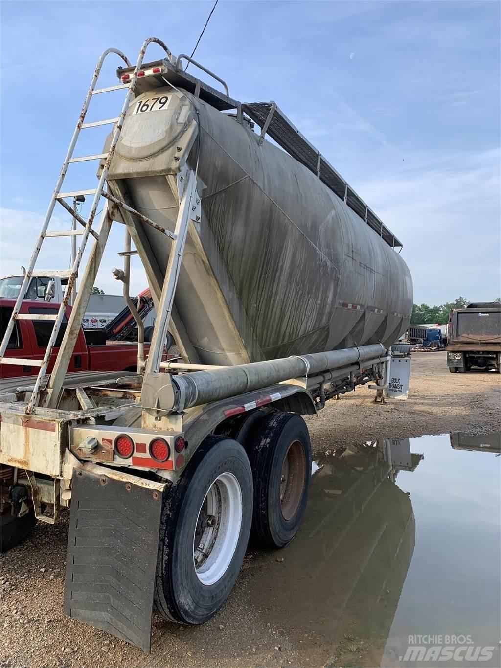 Fruehauf  Reboques cisterna