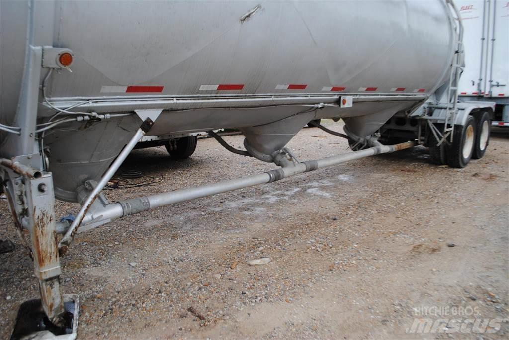 Fruehauf  Reboques cisterna