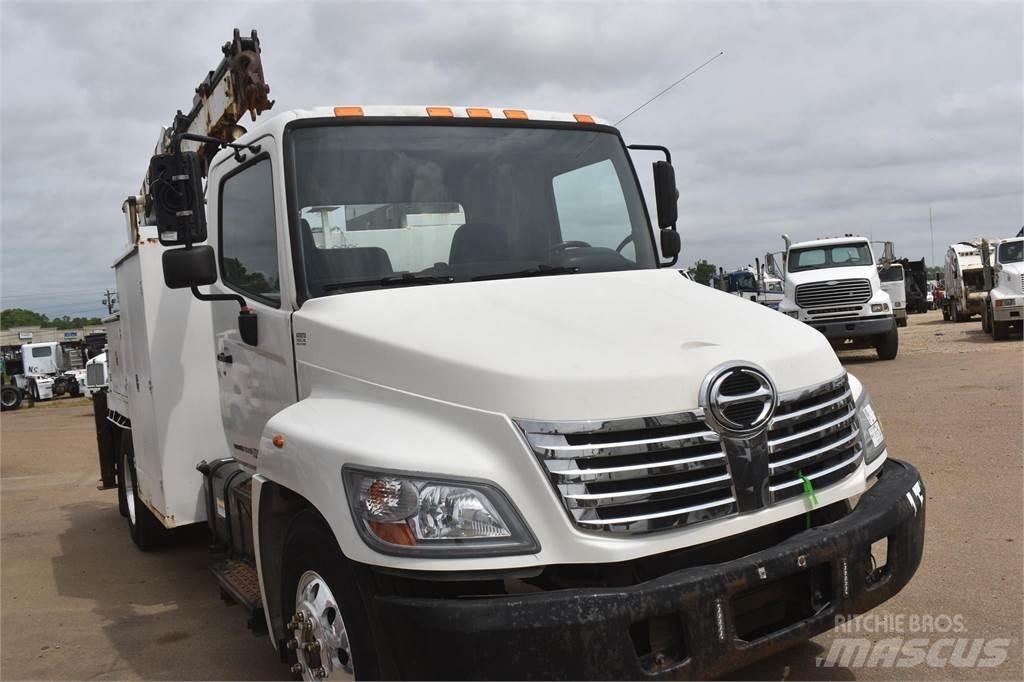 Hino 338 Camiões Municipais / Uso Geral