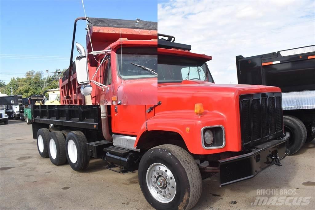 International S2600 Camiões basculantes