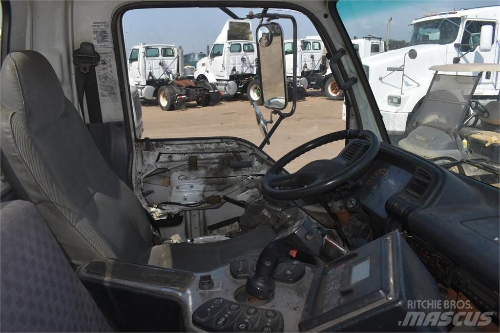 Isuzu NPR Camiões varredores
