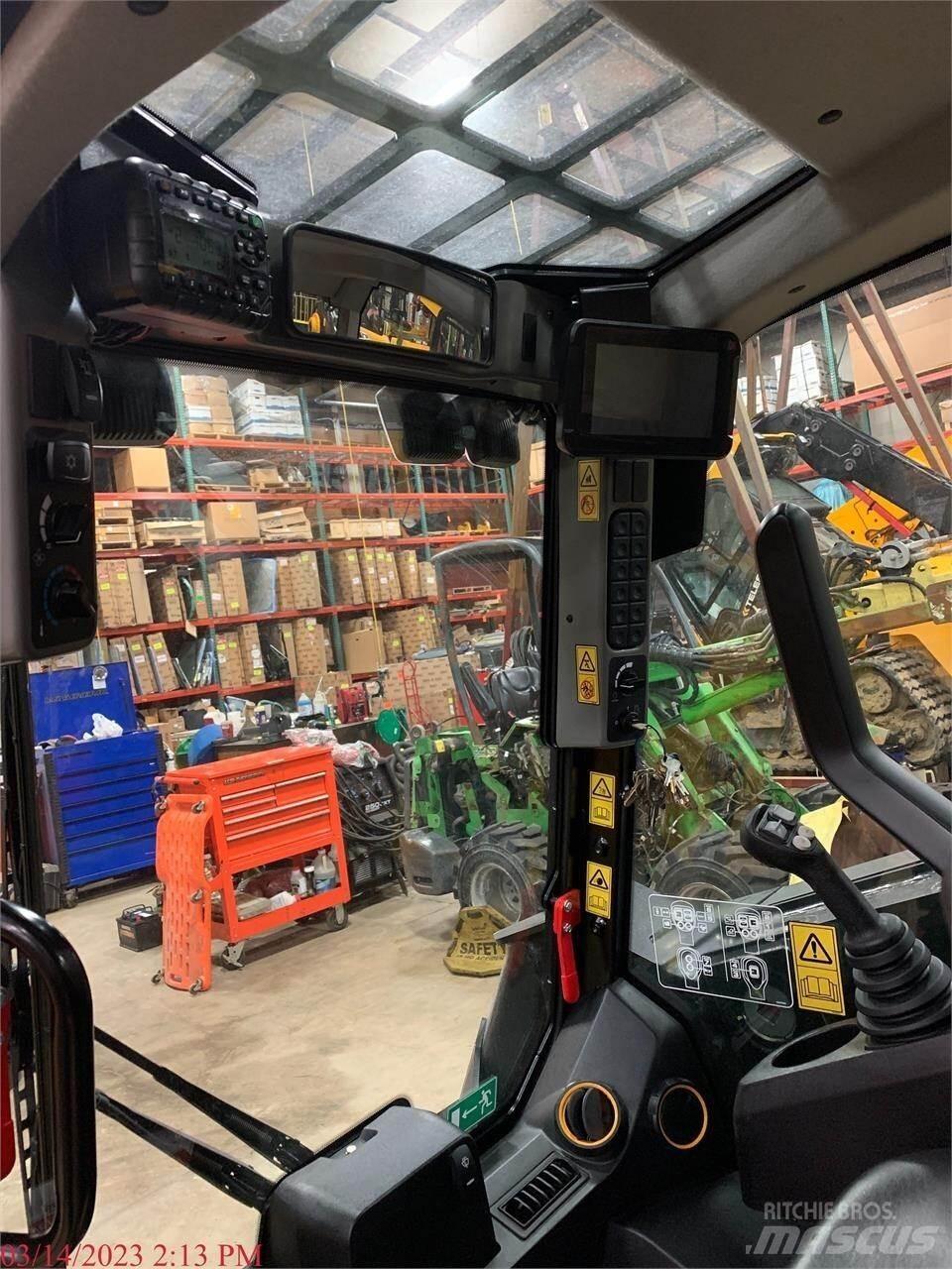 JCB 2TS-7T Minicarregadeiras