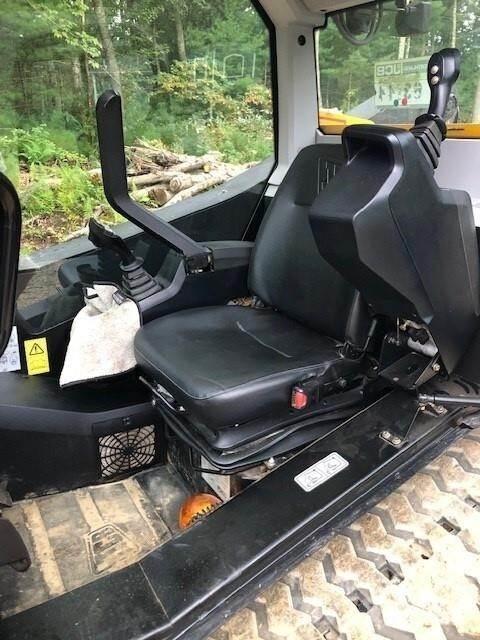 JCB 300T Minicarregadeiras