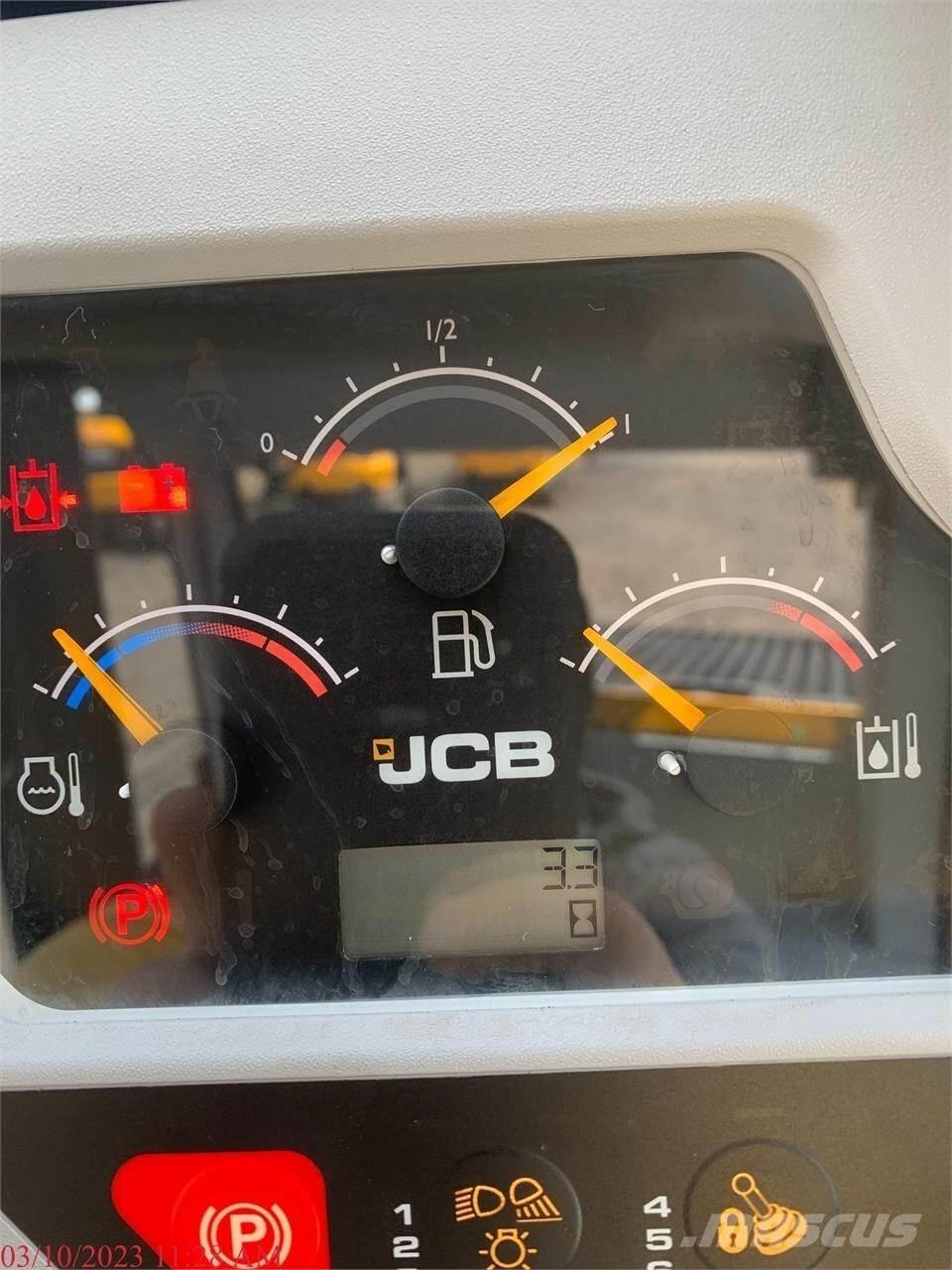 JCB 3TS-8T Minicarregadeiras