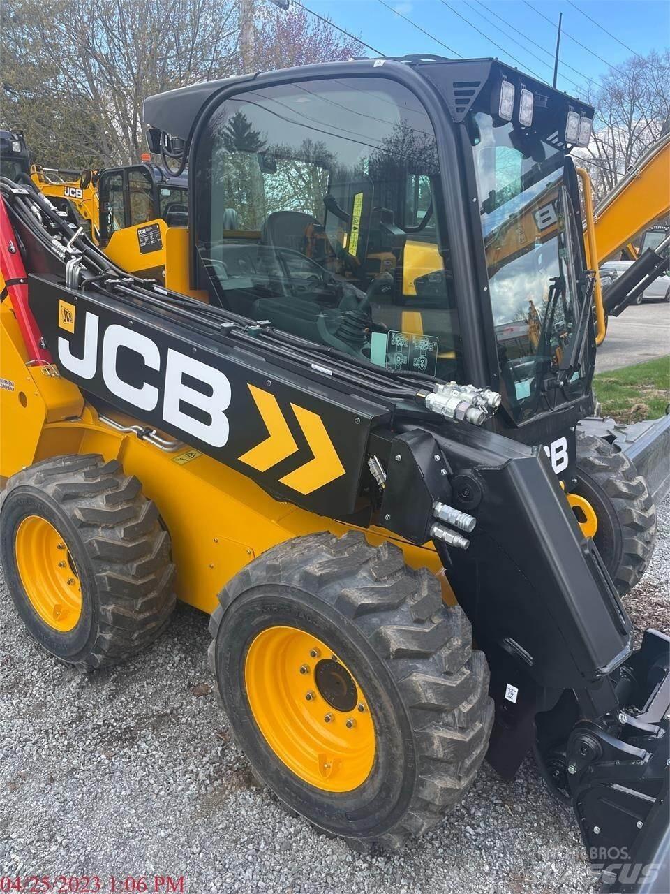 JCB 3TS-8W Minicarregadeiras