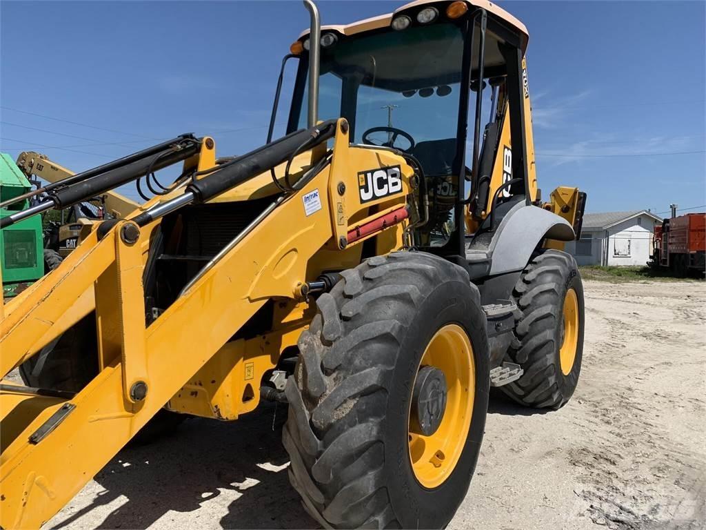 JCB 4CX Retroescavadeiras